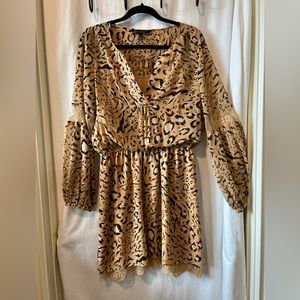 White House-Black Market, size 12